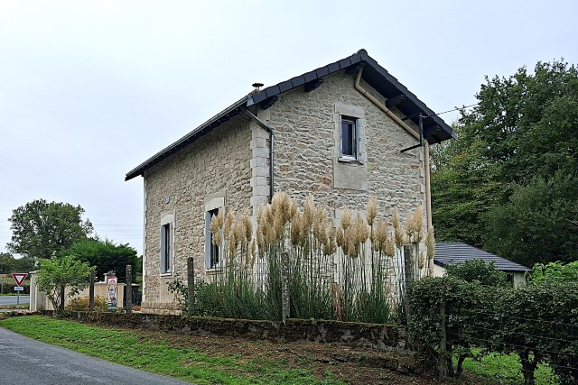 Creuse - Saint Sébastien - passage à niveau