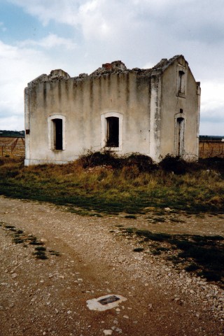 Gard - Garrigues Sainte Eulalie - passage à niveau