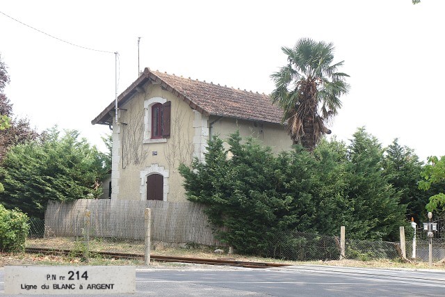 Indre - Valençay - passage à niveau