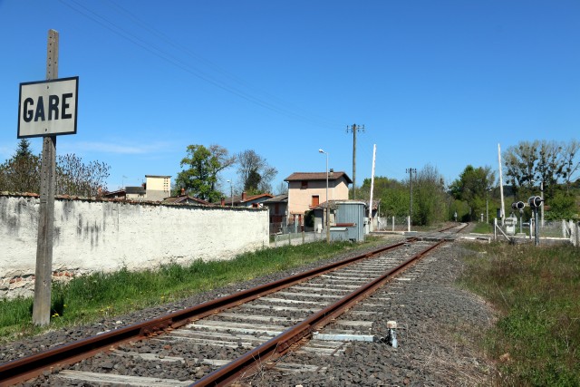Puy de Dôme - Courpière - passage à niveau